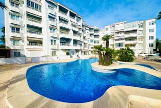 Affitto Appartamento in L´Albir. Situado en un elegante y bien cuidado edificio, este apartamento