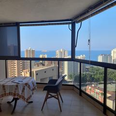 Pis a Playa Levante. Te presentamos esta luminosa vivienda en planta 19ordf, con terr