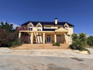 Haus in La Huerta. Chalet con vistas al mar mediterraacuteneo ndashampnbspmagniacut