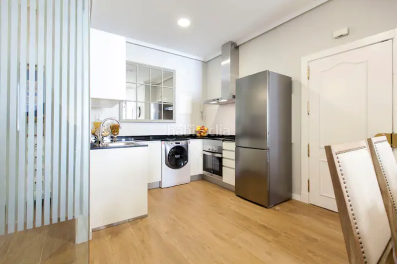 Foto 95c48f0f-bce3-42da-81b1-7075eb418d99. Rent flat in calle de esparteros 1 in Sol Madrid