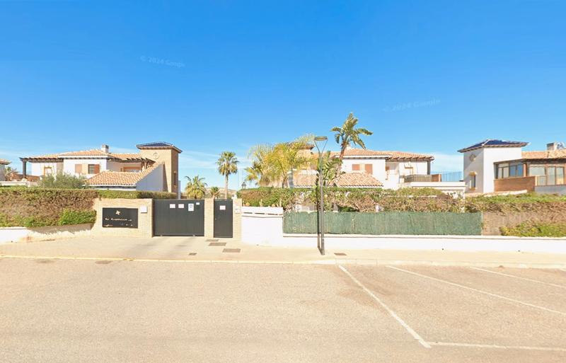 Foto 18e8f601-4323-47cf-a22b-06008b7ed553. Xalet a avenida la giralda 1 a Lomas del Mar Vera