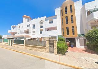 Pis a Urbanización apartaclub la barrosa i 5. Oportunidad de inversión!