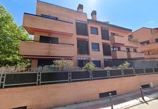 Piso en Calle paseo del río guadarrama 39. Oportunidad de inversión en collado villalba!