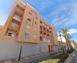 Piso en Avenida de las marinas 159. Oportunidad de inversión!
