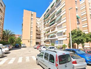 Flat in Avenida de nuestra señora de la fuensanta 21. Oportunidad de inversión!