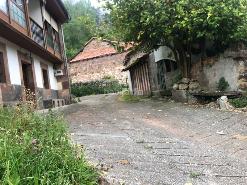 Foto 3b6232ce-3197-4528-868e-85a07a27a436. Casa amb calefacció a Lamasón