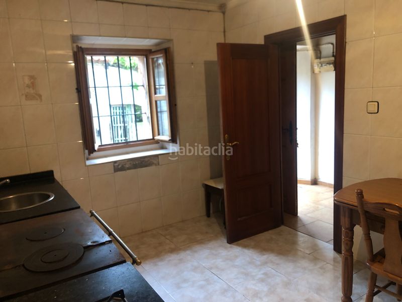 Foto b5eb49f2-9107-4188-b431-f7884b6d76d5. Casa amb calefacció a Lamasón