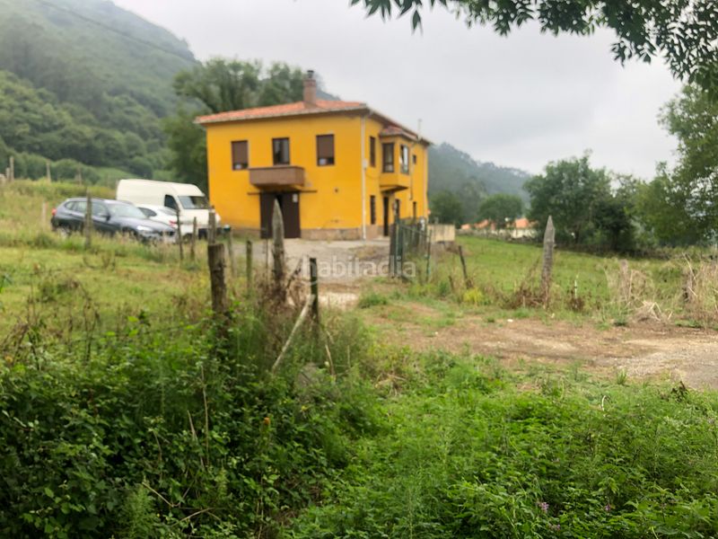 Foto 497a58af-66b3-4186-9c6c-1f05caba34a0. Casa amb xemeneia calefacció aparcament a Corvera de Toranzo