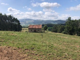 Masia a N/a. Se vende cabaña de piedra con terreno en parbayon