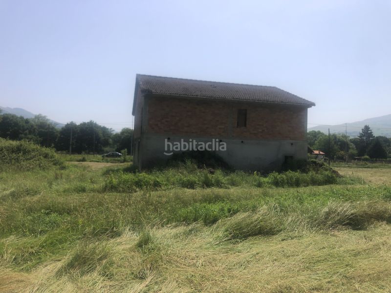Foto c04acd81-5e9b-4c87-af70-f21b71e831e9. Edifici a barrio Corvera de Toranzo 70 a Corvera de Toranzo
