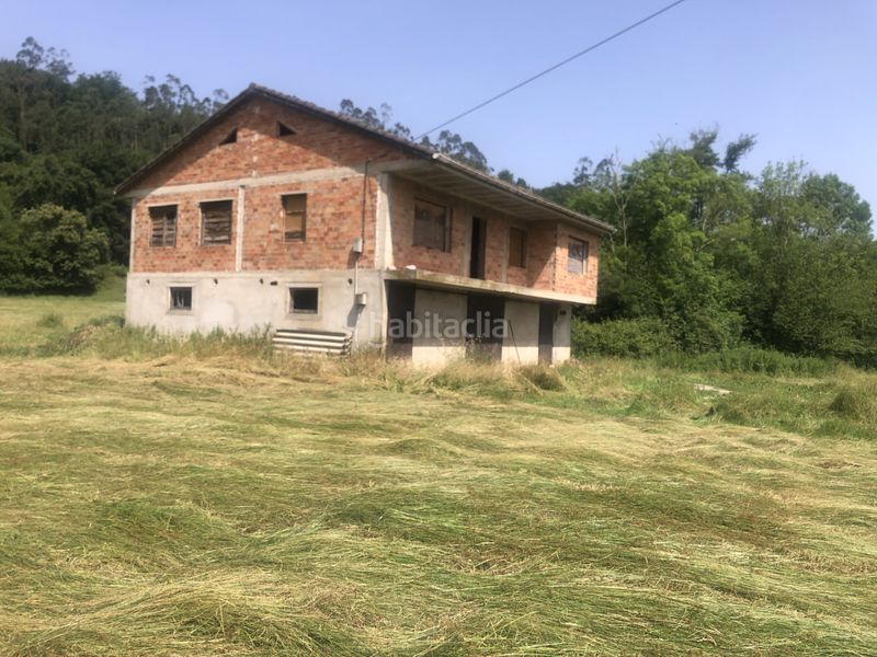 Foto ebd1134b-b2f1-4615-9fe0-3185adb6588d. Edifici a barrio Corvera de Toranzo 70 a Corvera de Toranzo