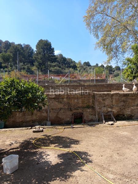 Foto 5911e508-e292-406f-b193-c88d7205bd63. Masía terreno rústico con casa en Nucli Urbà Esparreguera