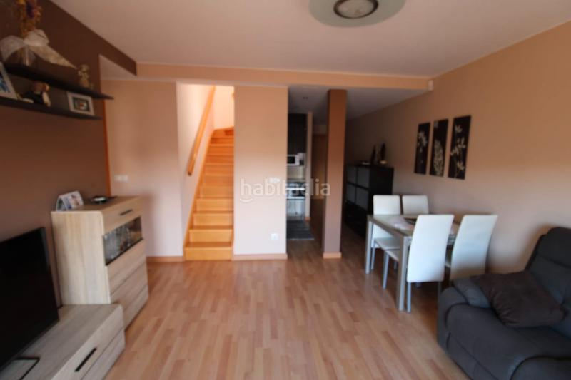 Foto d487aad4-5d9d-42b4-8383-3aac63efa237. Dúplex amb aparcament piscina a l´Estartit poble Estartit