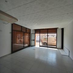 Local Comercial  Carrer de sant cugat. Local en venta con con posibilidad de cambio de uso a vivienda