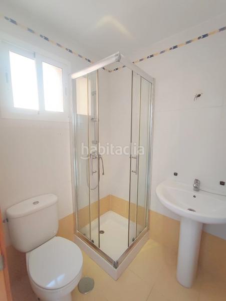 Foto e180a9f3-4e6d-461f-8b1d-1c1a2ff4c3a1. Casa adossada a calle prolongación calvario 28 a Barrios (Los)