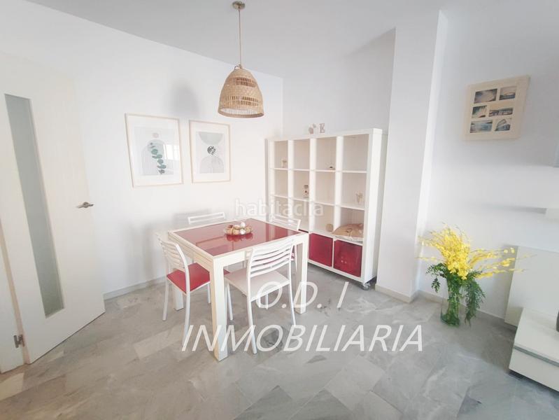 Foto e0b7ce99-92c0-426e-aa36-36e90ea6b0d7. Lloguer pis a calle del clavel 39 a Centro-San Felipe-Huerta Fava Línea de la Concepción (La)