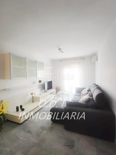 Foto 485e8ecc-497e-4da6-839b-a27e9a3e1bc7. Location appartement dans calle del clavel 39 dans Centro-San Felipe-Huerta Fava Línea de la Concepción (La)