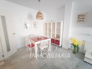 Location Appartement à Calle del clavel 39. Piso en alquiler en zona céntrica – la línea de la concepción