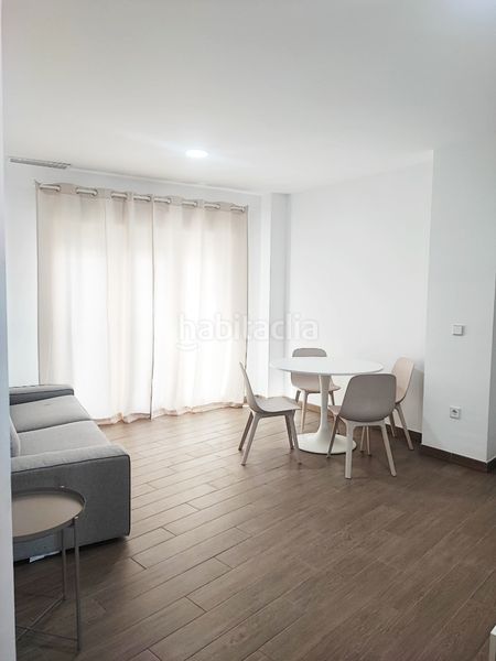 Foto c6279d19-5ba8-440c-b46f-2ea46448c053. Rent flat in avenida de españa 50 in Centro-San Felipe-Huerta Fava Línea de la Concepción (La)