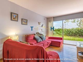Pis  Carrer de barcelona. Bajo con terraza en can bou  castelldefels
