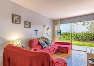 Appartement  Carrer de barcelona. Bajo con terraza en can bou  castelldefels