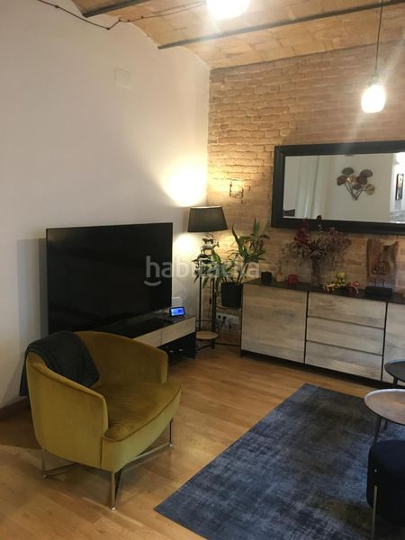 Foto b0f0ff1d-c122-4206-9882-6a06e28de165. Apartament amb calefacció a Raval Barcelona