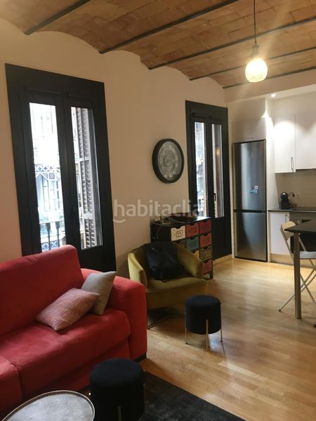 Foto bd1e32f5-cfdb-418a-9a0b-cf2104264906. Apartament amb calefacció a Raval Barcelona