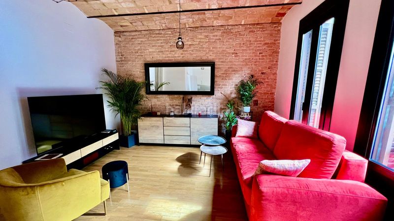 Foto c919f82a-0cef-486f-a908-de1b23d957e8. Apartament amb calefacció a Raval Barcelona
