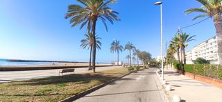 Casa in Cunit Residencial. Su villa a precio excepcional