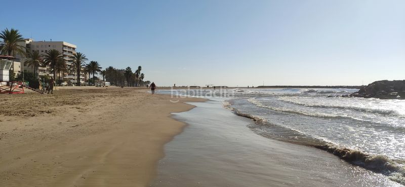 Foto 908d9a61-2d91-4b7b-8845-efeed4c69ff1. Casa amb xemeneia calefacció aparcament piscina a Cunit