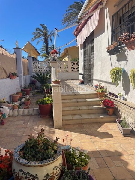 Foto cd6a4c58-0a0e-46f5-9693-0ec1dd05e0d0. Casa amb xemeneia calefacció aparcament piscina a Cunit