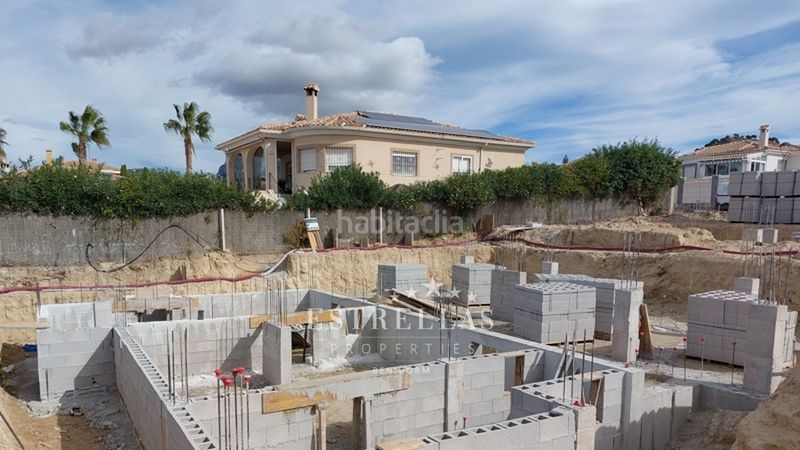 Foto 9c448e2b-63bc-4523-bbf0-cfb5646fa1fa. Xalet amb calefacció aparcament piscina a Busot