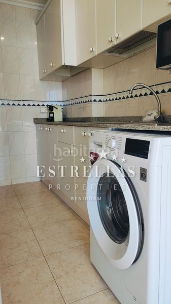 Foto f8e4d1ee-80db-46ab-9c7f-09cde6595d77. Apartament amb calefacció aparcament piscina a Playa Levante Benidorm