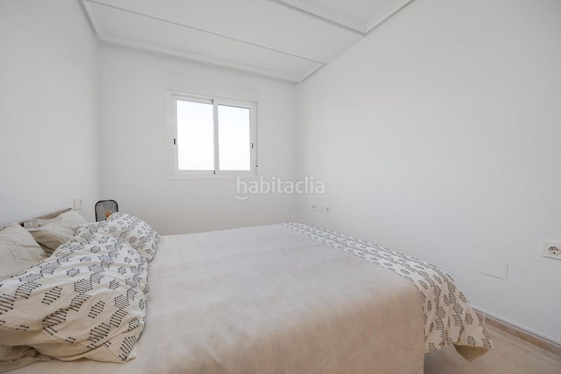 Foto 8d18a8bb-63db-4fbc-a225-ea8589e95575. Apartament amb piscina a San Fulgencio