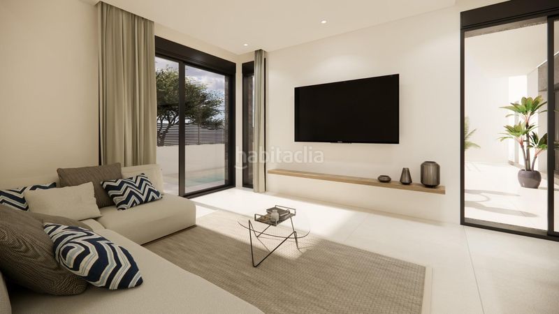 Foto f591d2a7-15c2-4a31-ae87-48d6b4486da0. Casa amb piscina a Dolores