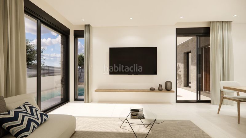 Foto f98196df-4694-4f04-9d5f-92a2e1c25f87. Casa amb calefacció piscina a Dolores