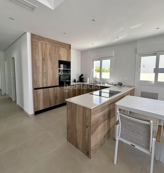 Foto f36ebad7-1140-4efb-998a-efb84e137a7e. Xalet amb calefacció piscina a Benijófar