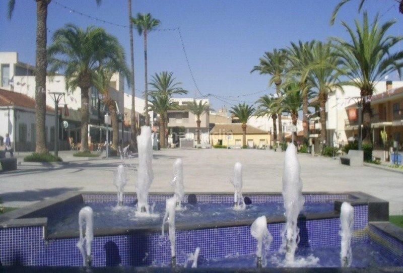 Foto ba2e9e88-f006-45ea-8e1a-b5bdc7e341a8. Chalet en Algorfa