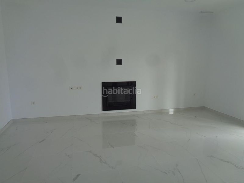 Foto 99b9b118-fa4a-4193-bd91-292b3778fea8. Xalet amb piscina a Pinoso