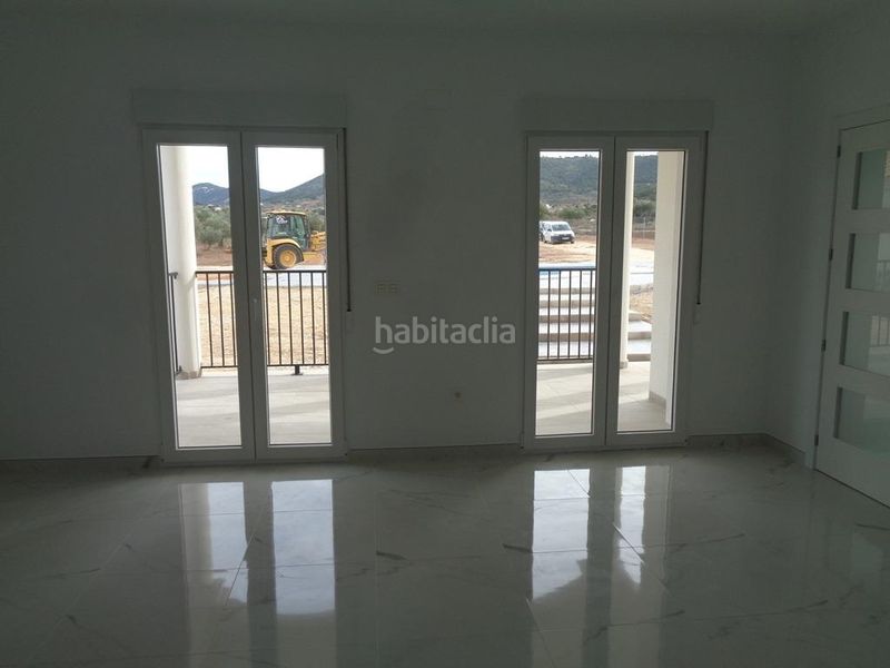 Foto b1df4b7e-be95-48ba-8743-5327943c4c3b. Xalet amb piscina a Pinoso