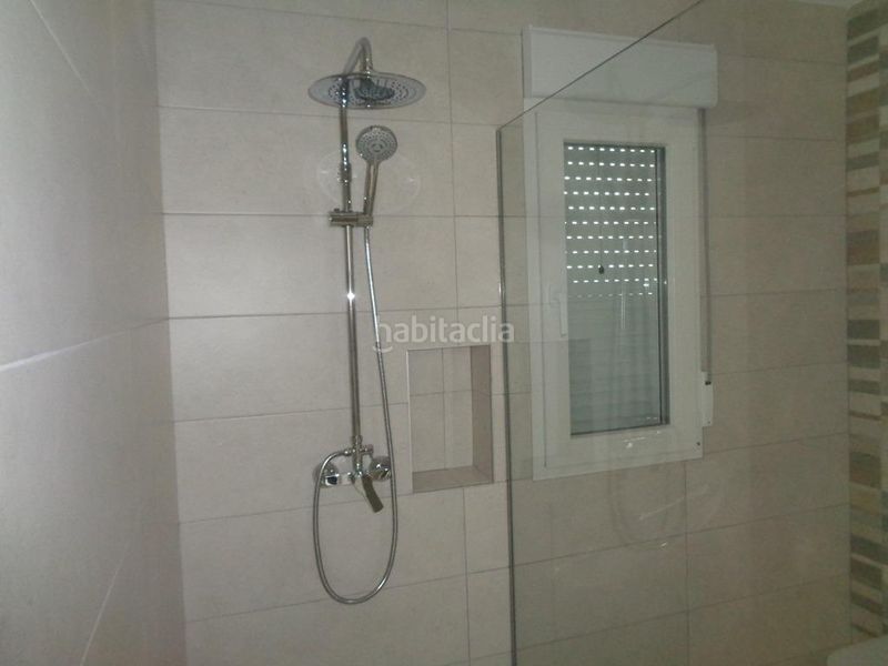 Foto e30de413-dd46-40ae-8603-b4ae5551f0b3. Xalet amb piscina a Pinoso