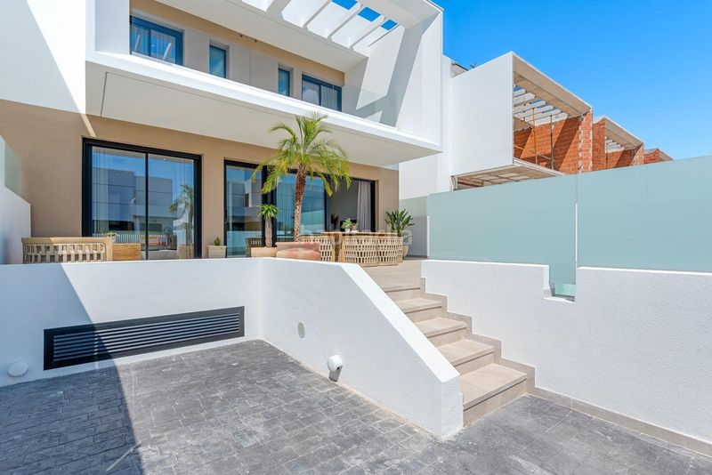 Foto c17bf5f7-1455-4673-81c4-64208bffb614. Casa amb piscina a Dolores