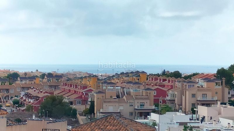 Foto 36716fa8-da4f-4d73-b582-90734c6e5b76. Casa amb piscina a Los Almendros Orihuela