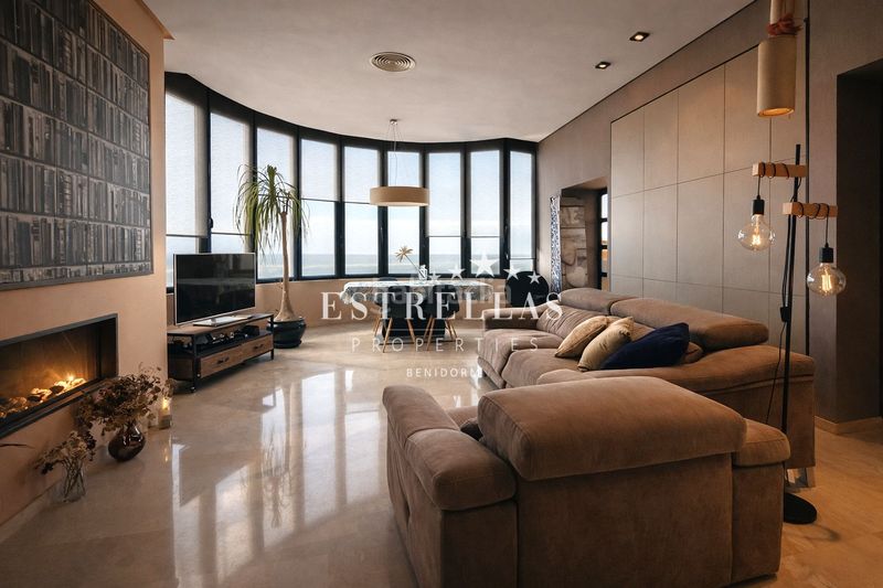 Foto 99ea7de6-2ad8-40fd-8484-b78e615bbb46. Àtic amb calefacció aparcament piscina a Juzgados - Plaza de Toros Benidorm