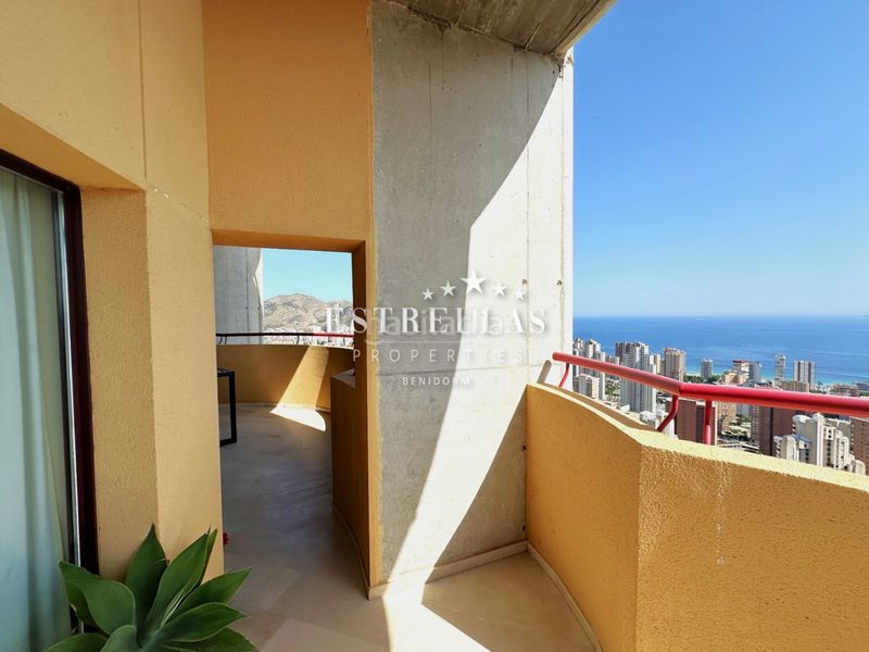 Foto f5bbcfa8-2f3e-4a20-b126-66393dff5fae. Àtic amb calefacció aparcament piscina a Juzgados - Plaza de Toros Benidorm