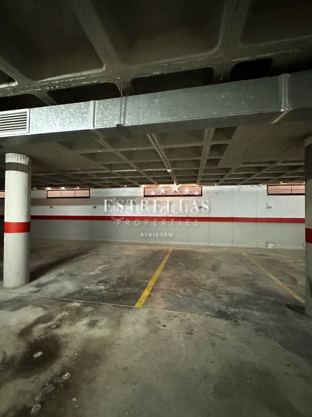 Foto f9fbea50-04ad-4dfd-b94b-8b2ce9218f4e. Àtic amb calefacció aparcament piscina a Juzgados - Plaza de Toros Benidorm