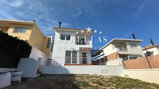 Chalet in Montebello - Nou Espai