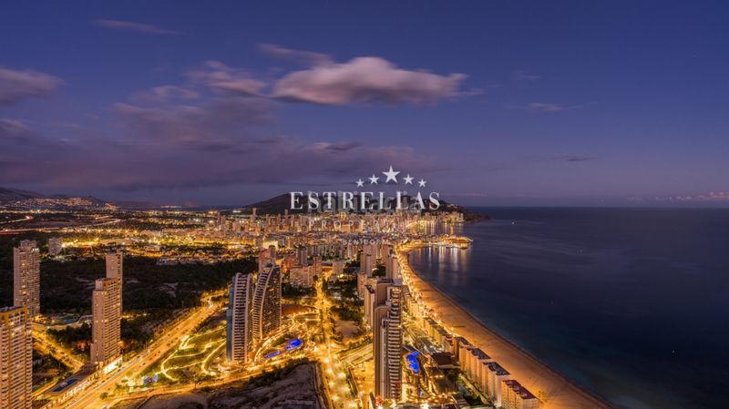 Foto 91991570-361b-48d4-b466-b50c05bb7d61. Apartamento en Playa Poniente Benidorm