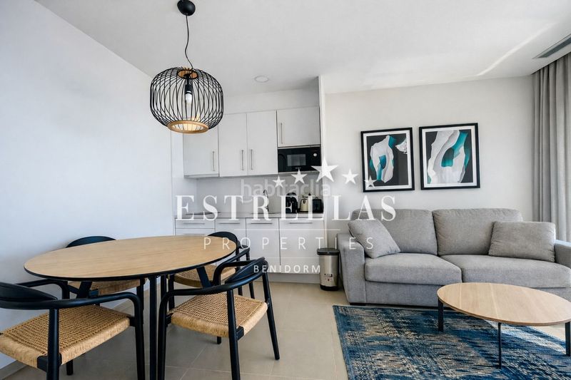 Foto 2d740fde-f8d4-4889-a7b8-8349f4b8cbdf. Apartament amb calefacció aparcament piscina a Playa Poniente Benidorm