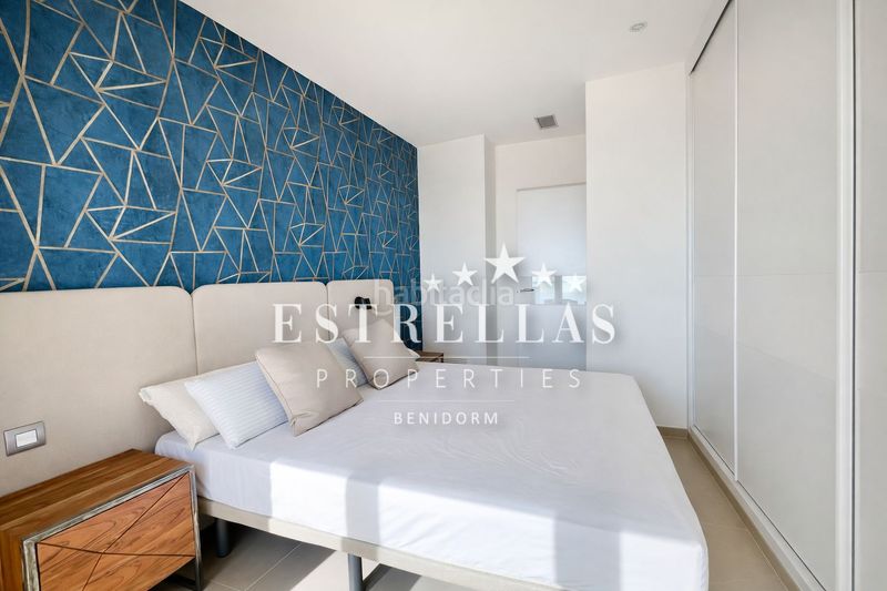 Foto 796845ee-b73a-44ee-b71f-efcb37623235. Apartament amb calefacció aparcament piscina a Playa Poniente Benidorm